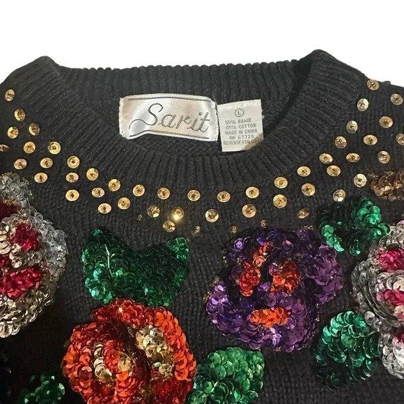 RARE VTG 1980s knitted sweater with beaded sequin floral embroidery - Picture 4 of 8